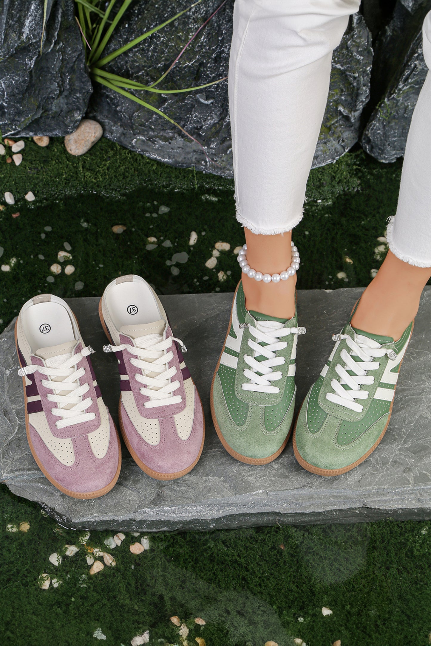Patchwork Lace-Up Eyelet Fashion Sneakers
