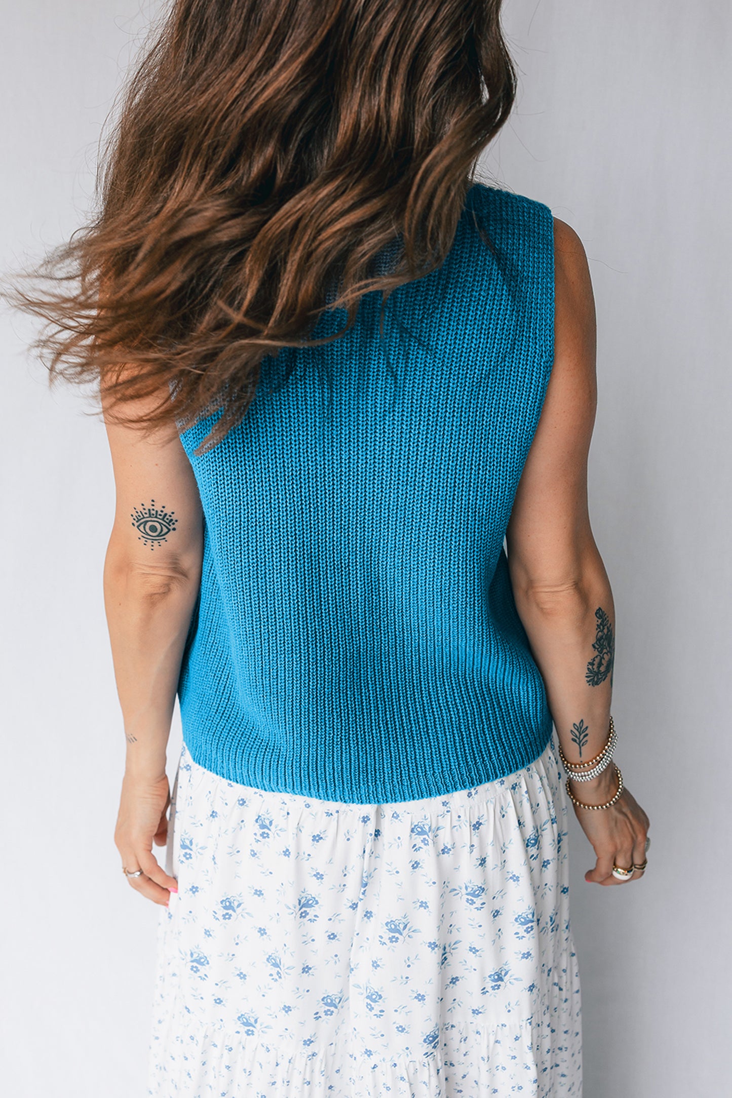 Dusk Blue Summer Graphic Sweater Vest