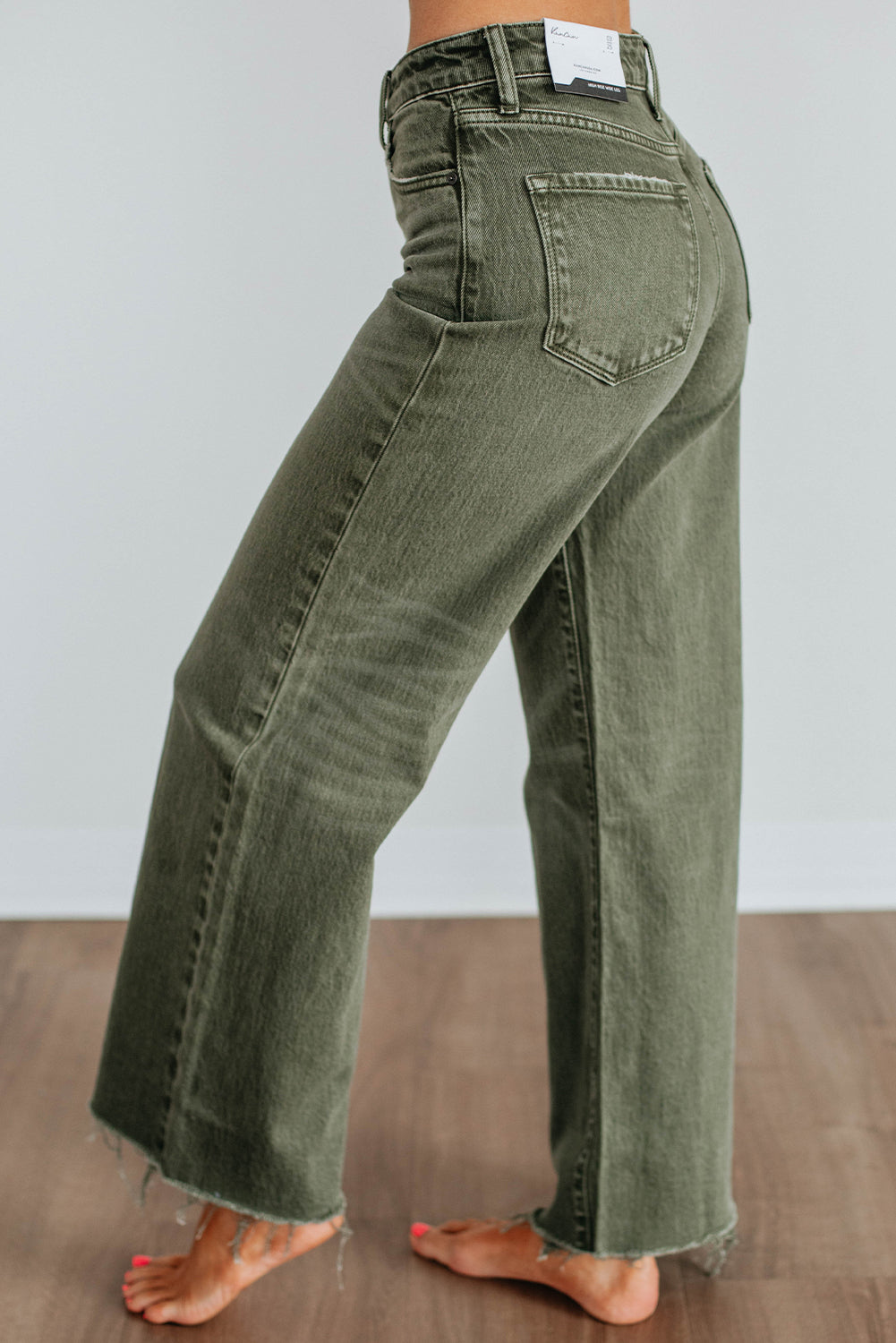 Slight Distressed Raw Edge Wide Leg Jeans