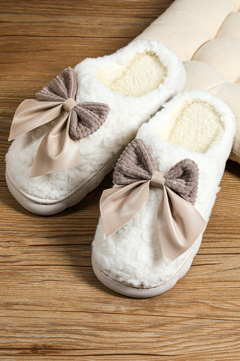 Bowknot Plush  Slippers