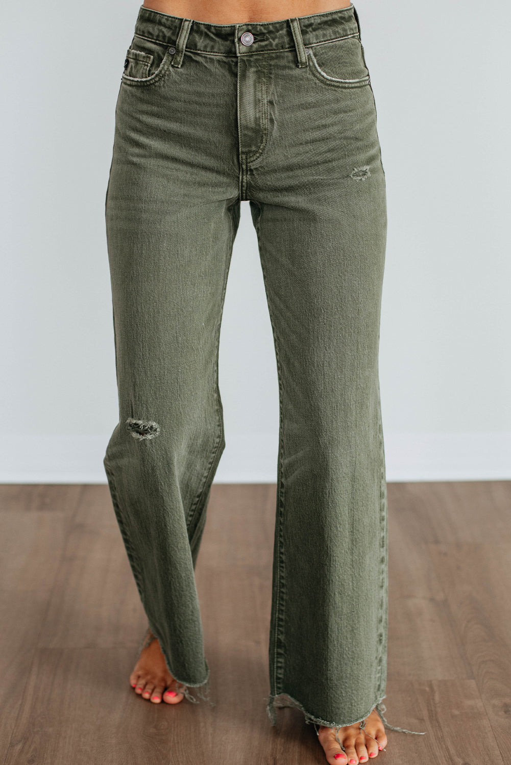 Slight Distressed Raw Edge Wide Leg Jeans